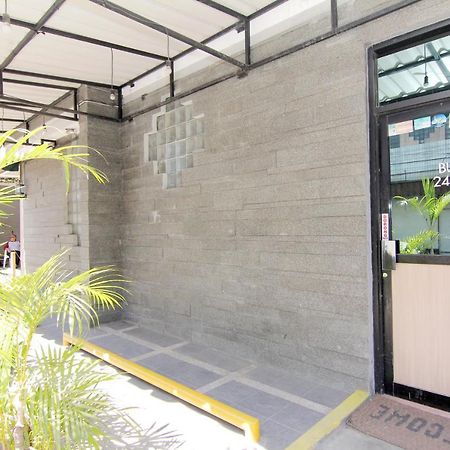 Hotel Palem Bandung Exteriör bild